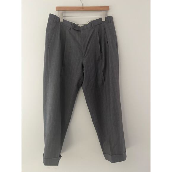 Brioni Pinstripe 2 Piece Wool Suit Charcoal Gray Made in Italy Size 44 38 US - Picture 5 of 12